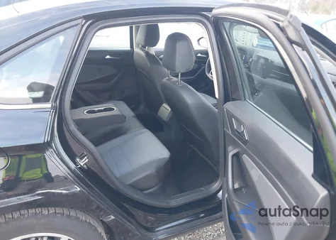 2025 Volkswagen Jetta 1.5T Se z USA, uszkodzony, nr VIN 3VW7X7BU7SM056470